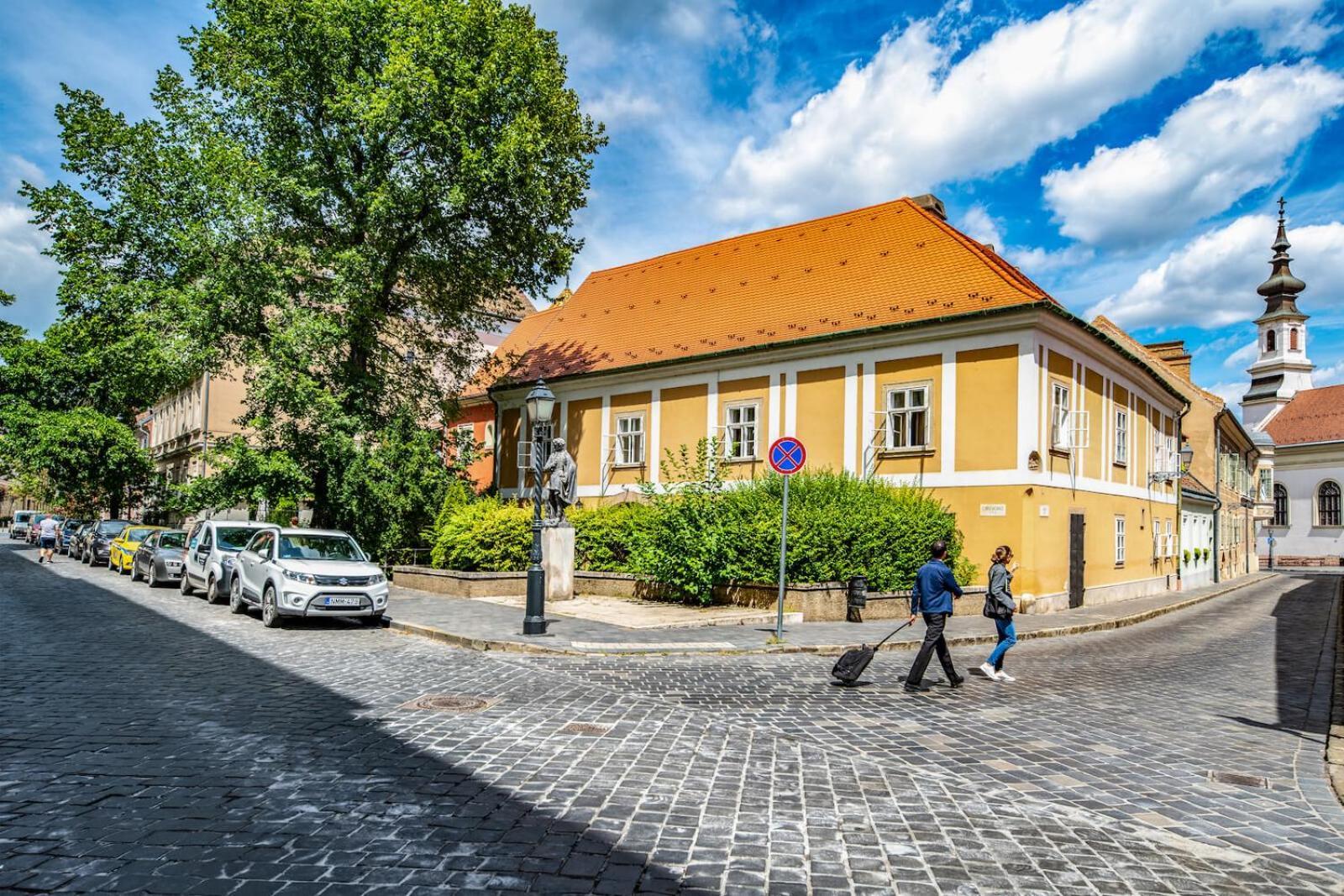 Academy Pension Budapesta Exterior foto